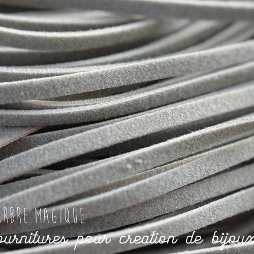 1 mètre de cordon daim (imitation) couleur gris 3x1.5mm 