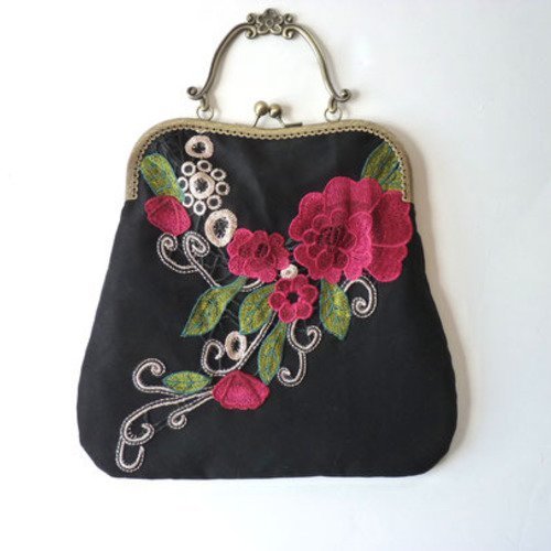 Pochette sac fermoir rétro noir dentelle fleurs fuchsia mariage cérémonie fait main l'arche de jessica