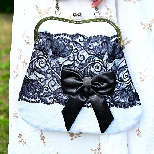 Sac à main pochette fermoir lin blanc argenté rétro dentelle calais roses  mariage noeud papillon fait main l' arche de jessica