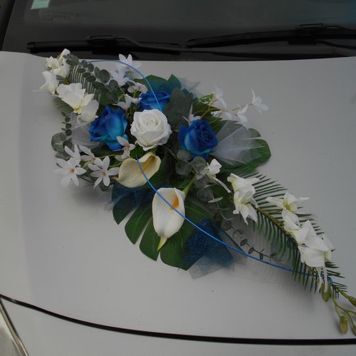 Décoration de voiture pour mariage - bleu marine, bleu roi et blanc