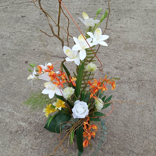 Composition florale pour cimetière