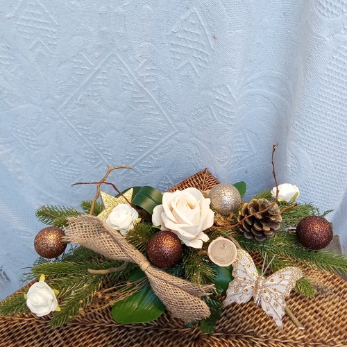 Centre de table pour noël - fleurs séchées et artificielles