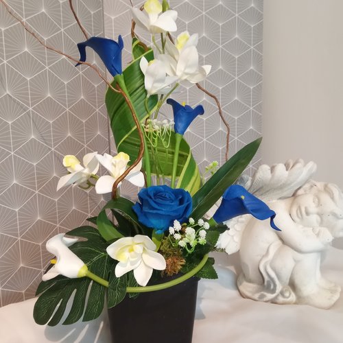 Composition de fleurs artificielles pour cimetière - bleu