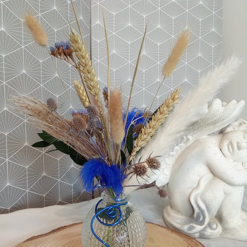 Petit bouquet de fleurs séchées bleues - avec son vase