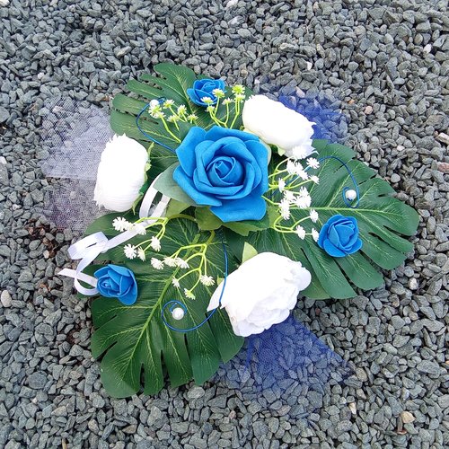 Centre de table bleu roi pour mariage - fleurs artificielles