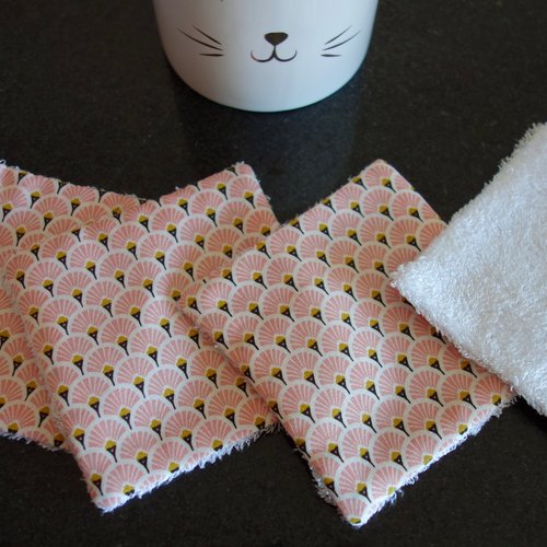 Lingettes démaquillantes lavables en coton et éponge de bambou / vendue à l'unité / femme ou bébé / éventails