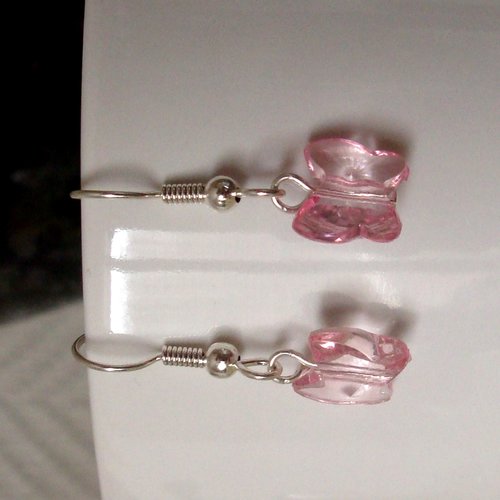Boucle d'oreilles papillon rose, boucle d'oreilles en acier inoxydable, résine transparente
