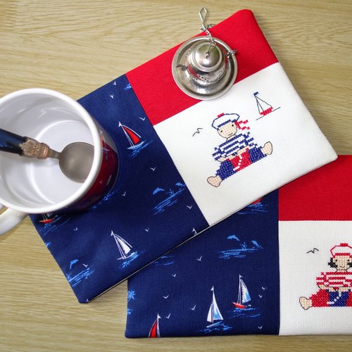 Tapis de tasse brodée "marin - marine" / thé / café / coton et ouate / cadeau pour femme homme / amoureux de la me
