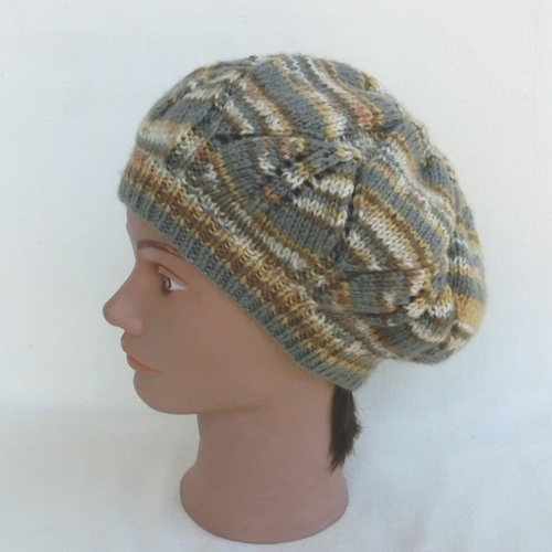 Béret / bonnet femme ou adolescente, en laine fantaisie gris/marron, tricoté main, accessoire de mode automne hiver