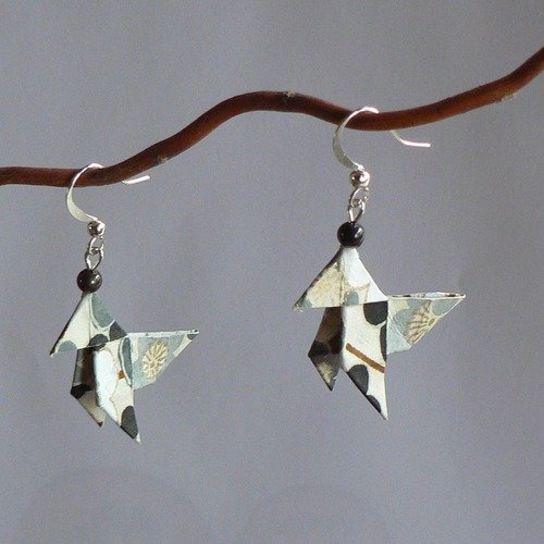 Boucles d'oreilles origami cocottes papier japonais.