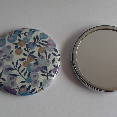 Miroir de poche 56mm liberty wiltshire lilas.