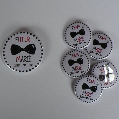 Badge evg invités et futur marié nœud papillon.
