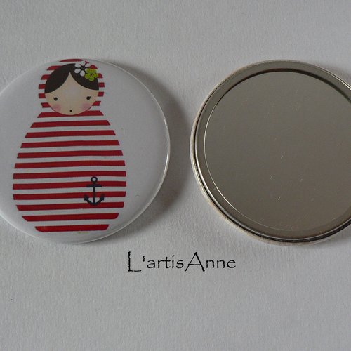 Miroir de poche 56mm matriochka poupée russe.
