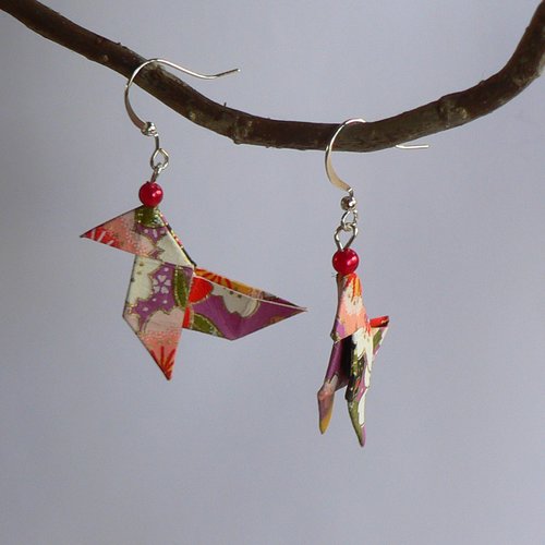 Boucles d'oreilles origami cocottes papier japonais.
