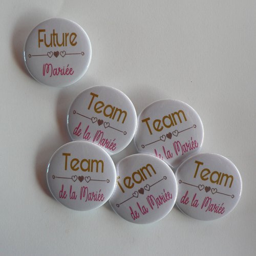 Badge evjf invités et future mariée or et rose.