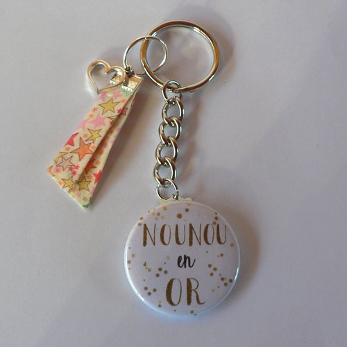 Nounou en or. cadeau nourrice. porte clés.
