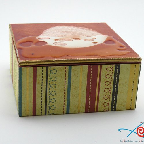 Boîte "lune orange"
