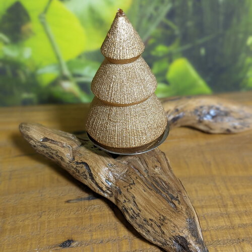 Bougeoir en bois flotté avec une forme originale et symbolique