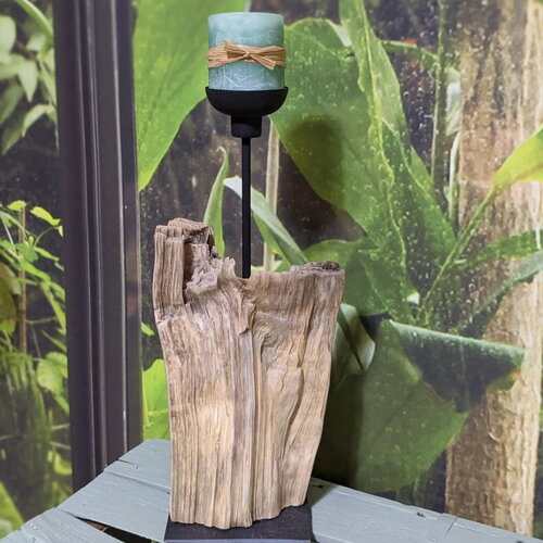 Un accessoire de décoration écologique et original : le bougeoir en bois flotté