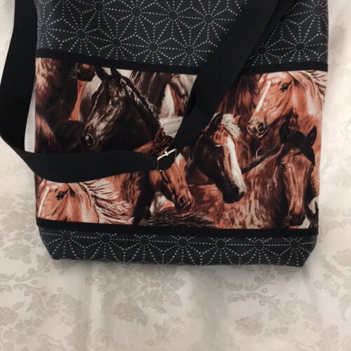 Sac fantaisie simili cuir noir pailleté à bandoulière thème: chevaux