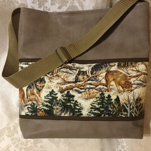 Sac fantaisie bandoulière simili cuir marron thème: les loups.
