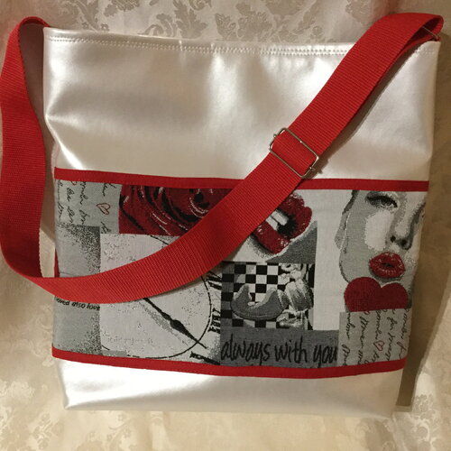 Sac bandoulière &quot;mi amor&quot; blanc nacré