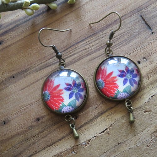 Boucles d'oreilles fleurs rouge et violette pampille goutte bronze