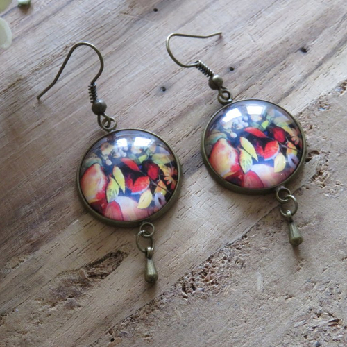 Boucles d’oreilles fleurs goutte bronze