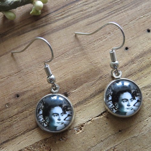 Boucles d’oreilles frida kahlo noir et blanc acier inoxydable