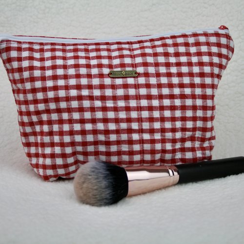 Trousse multi-usage modèle kaban coton vichy rouge