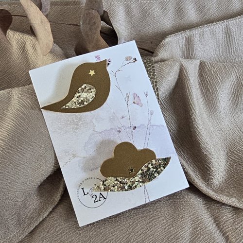 Duo de broches oiseau et lotus camels