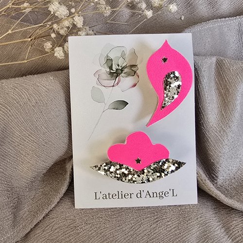 Duo de broches oiseau et lotus rose fluo