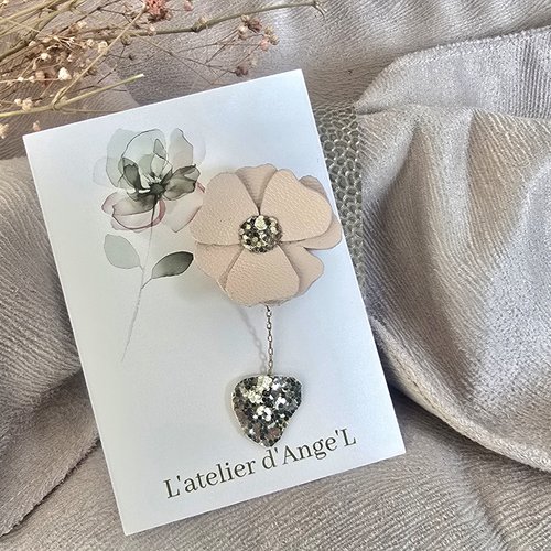 Fleur de printemps rose poudrée