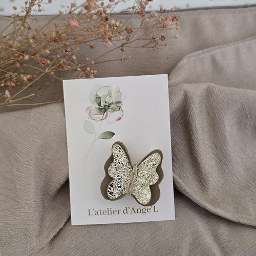 Papillon camel et or