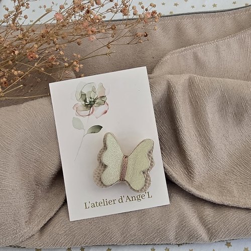 Papillon beige irisé