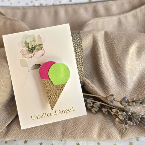Broche glace framboise-pistache