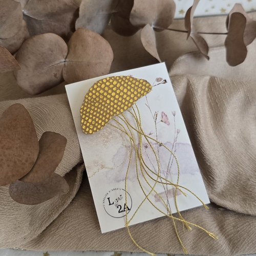 Broche méduse dorée