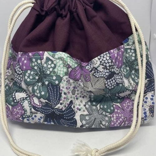 Pochon de rangement – violet et divers motifs colorés