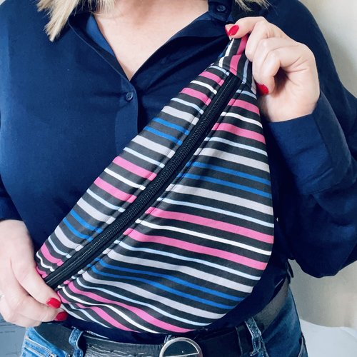 Sac banane rayé – upcycling créatif & pièce unique