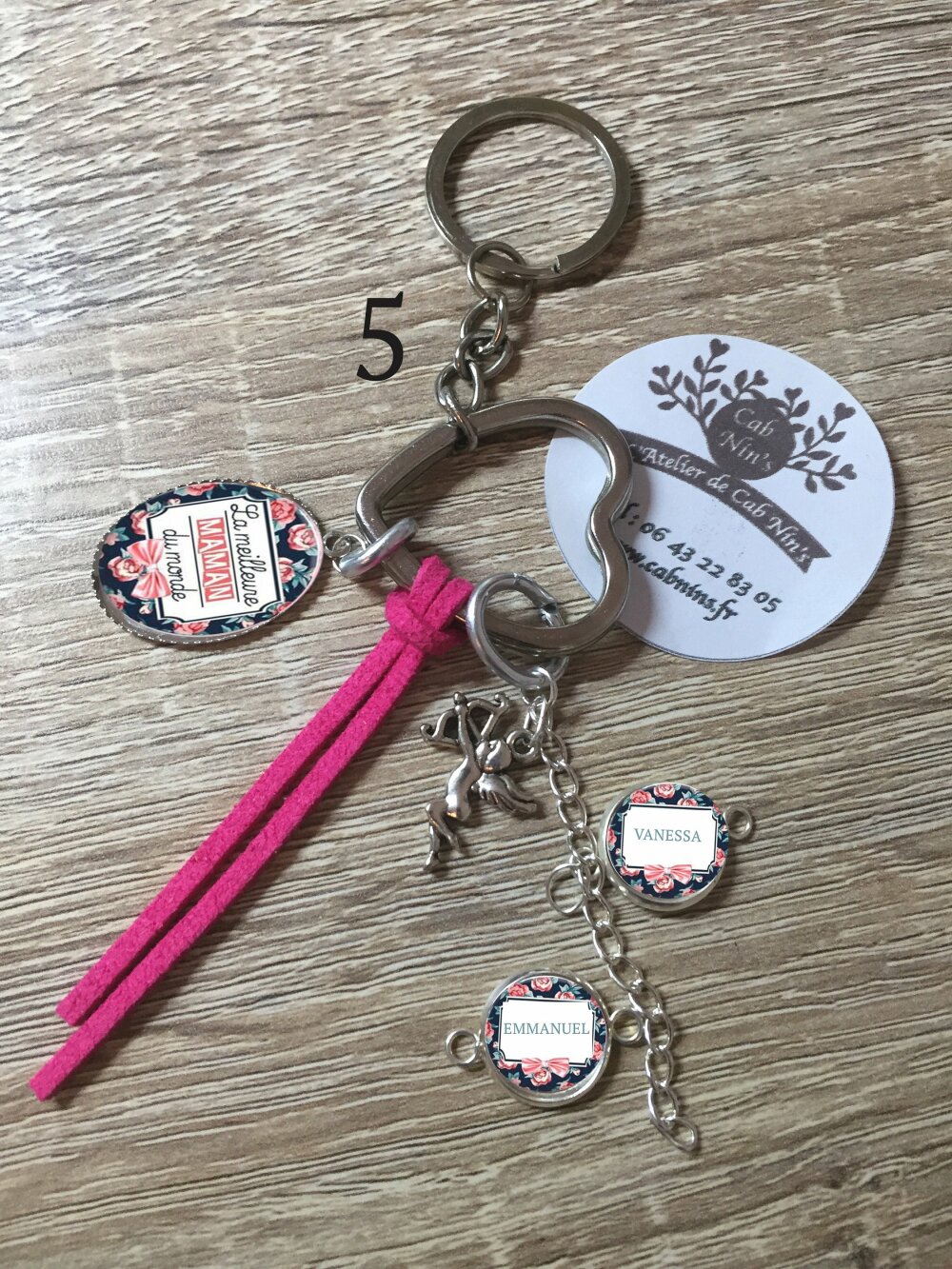 Porte Clefs Bijoux De Sac Personnalise Avec Prenom Enfant Personnalisable Cadeau Maman Cadeau Belle Mere Fete Des Mamans Un Grand Marche
