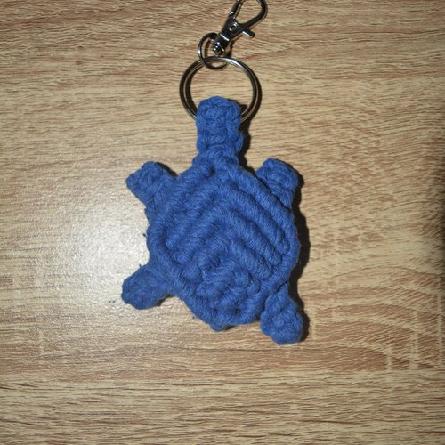 Porte clé macramé tortue bleu