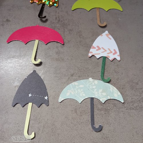 Lot de 6 decoupes parapluie
