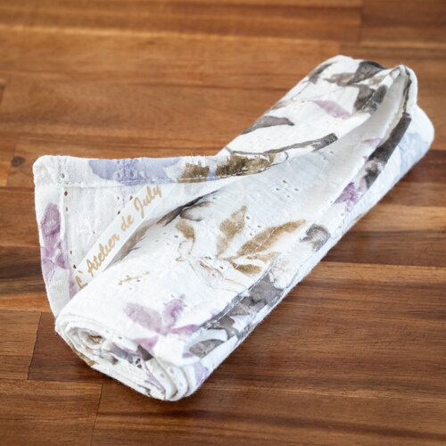 Grand lange pour bébé en tissu lila