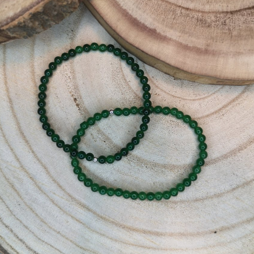 Bracelet femme en jade " tout en finesse"