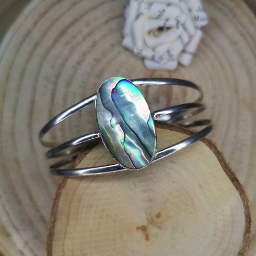 Bracelet manchette en métal argenté en "nacre abalone"
