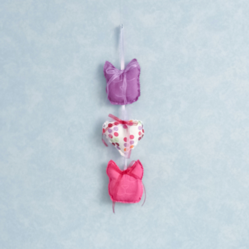 Guirlande décorative chats – tissu coton & polyester – rose, violet & pois – fait main unique