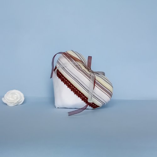 Cœur à suspendre tissu rayé marron vert anis bleu, coussin de porte, décoration cosy tendance fait main