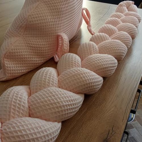 Tour de lit nuage rose