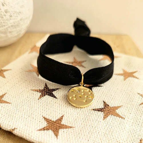 Bracelet ruban noir, pendentif signe du zodiaque sagittaire