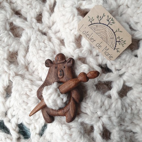 Broche de pull - ours au chapeau